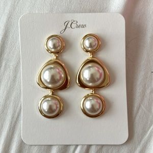 💕🎁💝Gorgeous J Crew Pearl Gold Earrings NWT